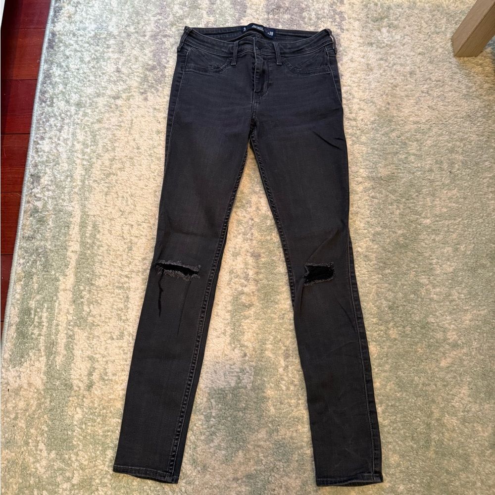 Women's Black Distressed Jeggings